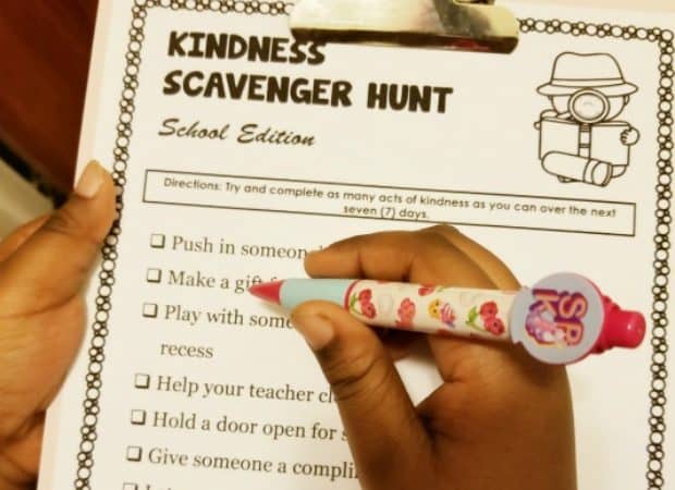 Acts of Kindness Ideas for Kids With Free Printable